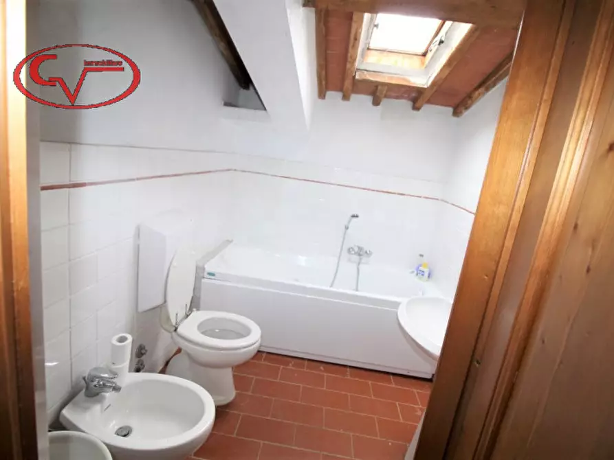 Immagine 42 di Rustico / casale in vendita  a Gaiole In Chianti