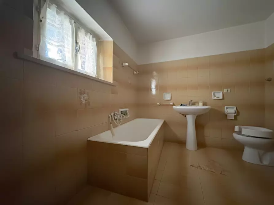 Immagine 13 di Rustico / casale in vendita  in Via Molini a Udine