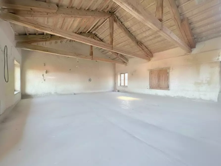 Immagine 29 di Rustico / casale in vendita  in Via Molini a Udine