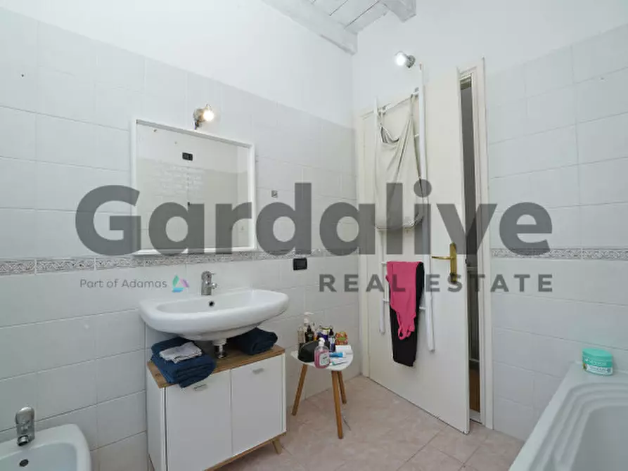 Immagine 11 di Appartamento in vendita  in Via cornale, 8 a Soiano Del Lago