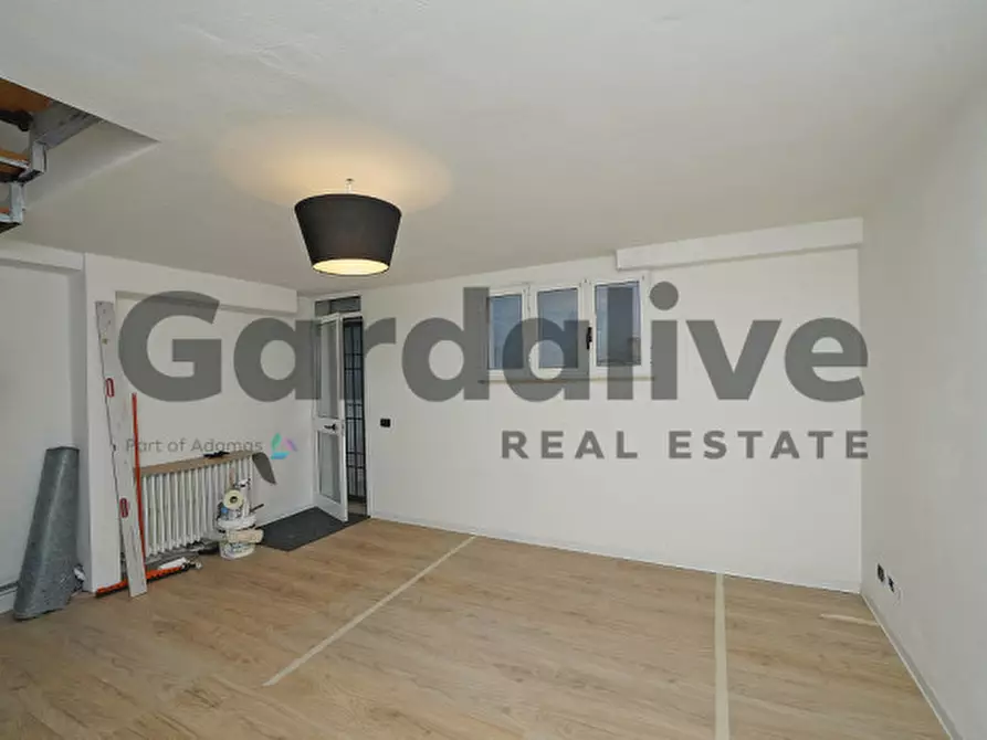 Immagine 12 di Appartamento in vendita  in Via cornale, 8 a Soiano Del Lago