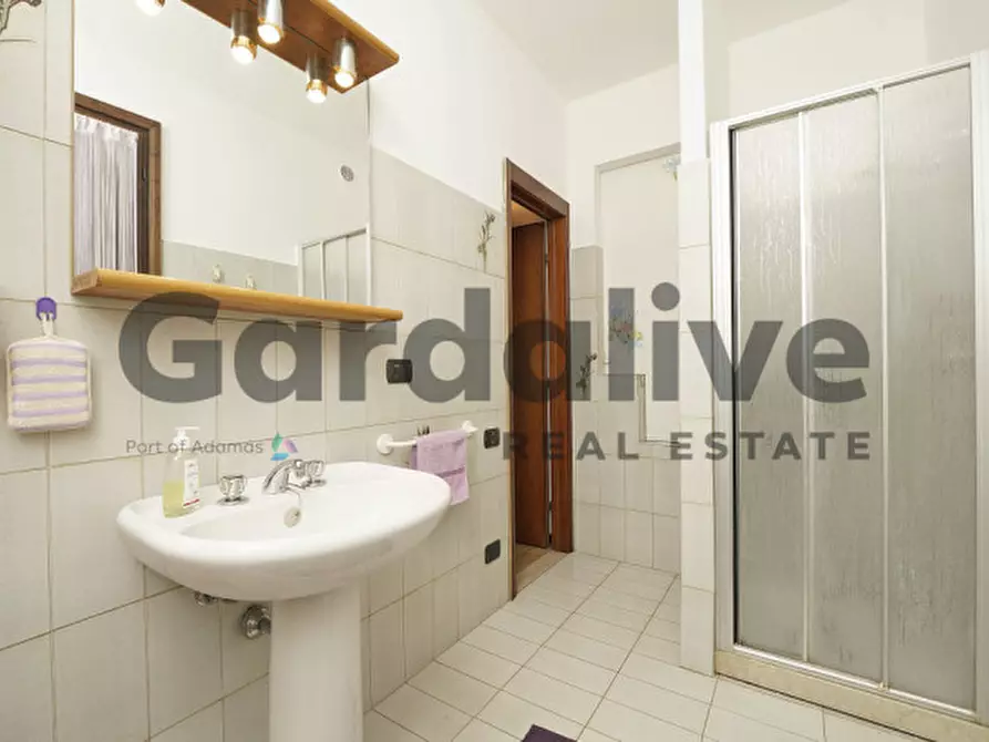 Immagine 14 di Appartamento in vendita  in Via brescia 20 a Soiano Del Lago