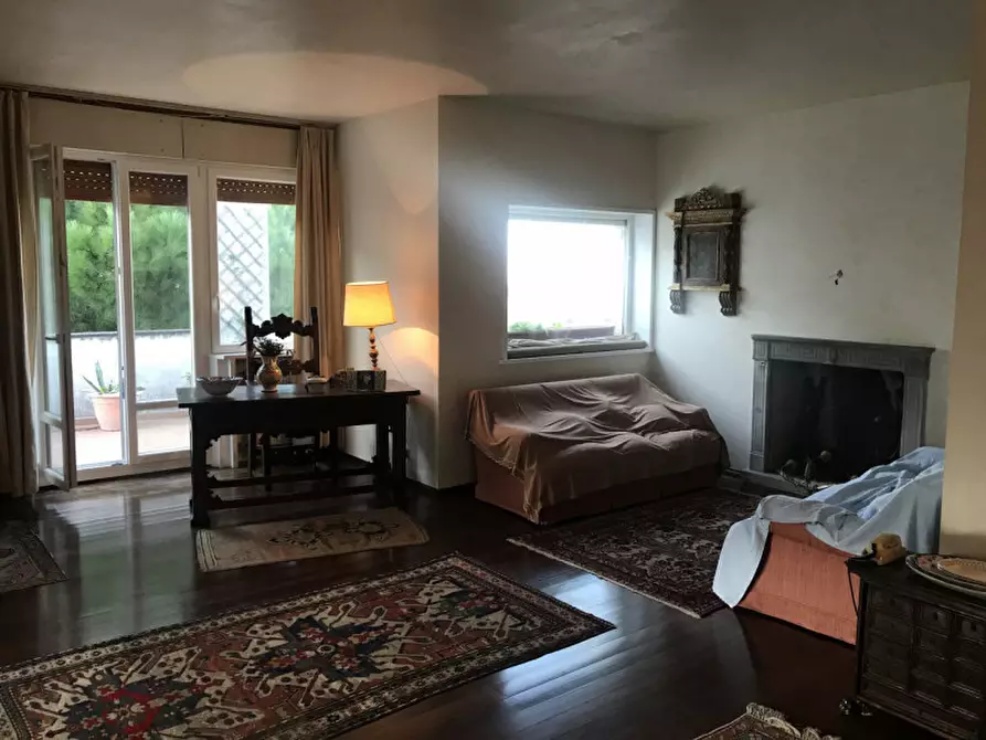 Immagine 1 di Appartamento in vendita  in via santa margherita a Ancona