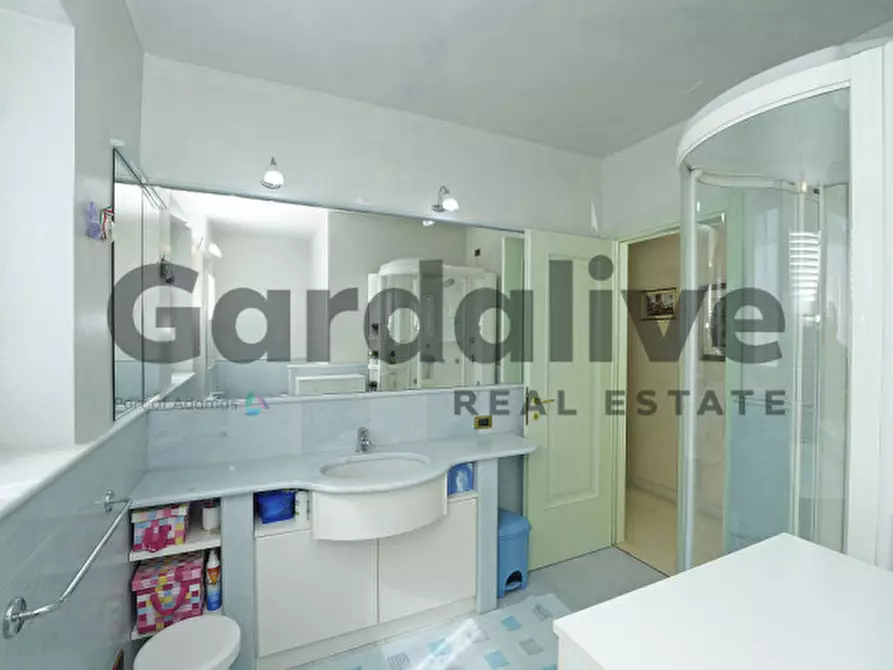 Immagine 25 di Villa in vendita  in Via Daller Bianca 6 a Soiano Del Lago