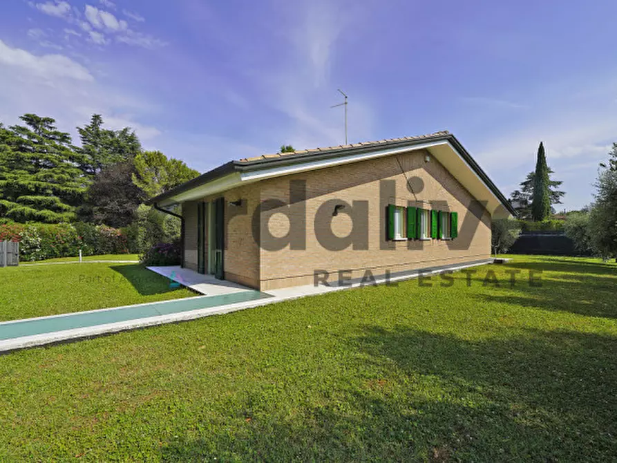 Immagine 48 di Villa in vendita  in Via Daller Bianca 6 a Soiano Del Lago
