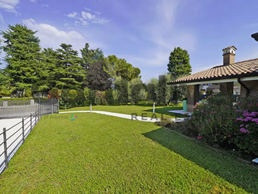 Immagine 50 di Villa in vendita  in Via Daller Bianca 6 a Soiano Del Lago