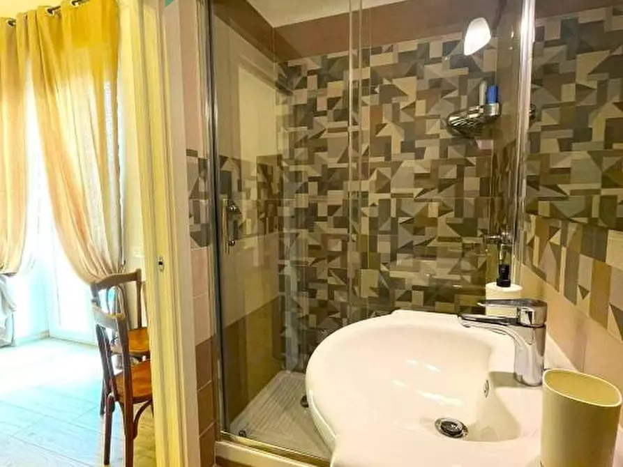 Immagine 14 di Bed & Breakfast in affitto  in via Colonnello Carlo Lahalle, 51 a Napoli