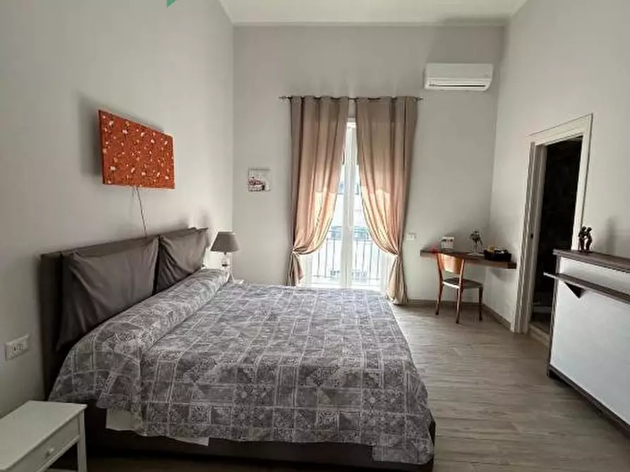 Immagine 28 di Bed & Breakfast in affitto  in via Colonnello Carlo Lahalle, 51 a Napoli