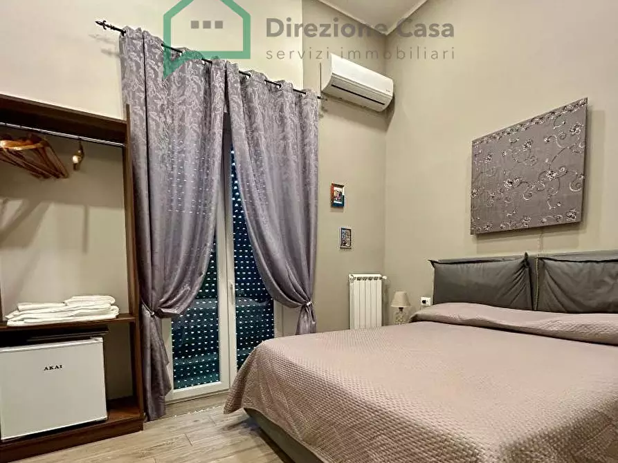 Immagine 29 di Bed & Breakfast in affitto  in via Colonnello Carlo Lahalle, 51 a Napoli
