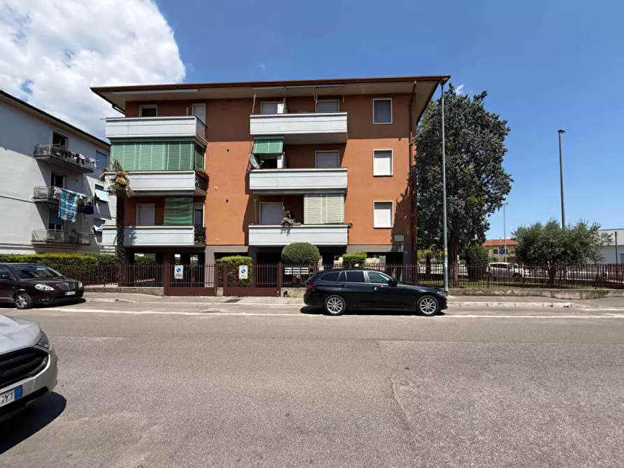 Immagine 1 di Appartamento in vendita  in via Olifante 2 a Verona