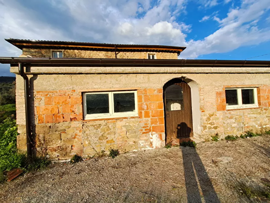 Immagine 17 di Rustico / casale in vendita  in Località Pischiello a Passignano Sul Trasimeno