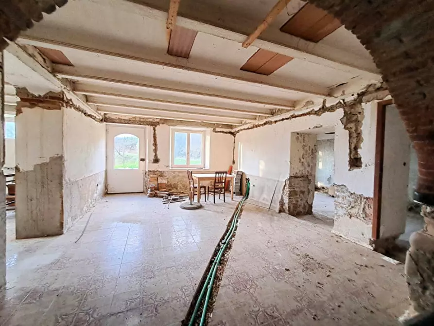 Immagine 23 di Rustico / casale in vendita  in Località Pischiello a Passignano Sul Trasimeno