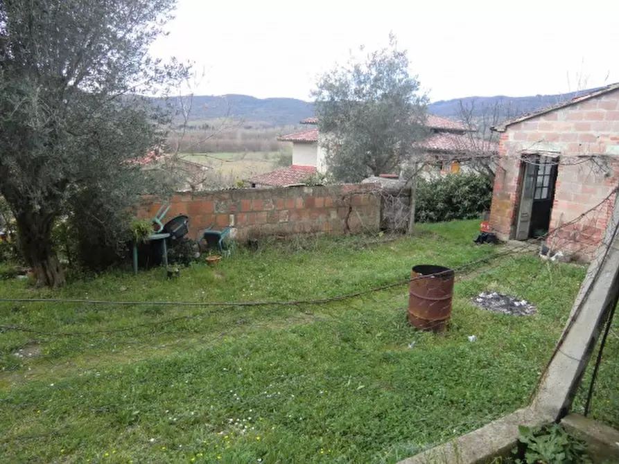 Immagine 1 di Terreno in vendita  in Via Fornello a Tuoro Sul Trasimeno