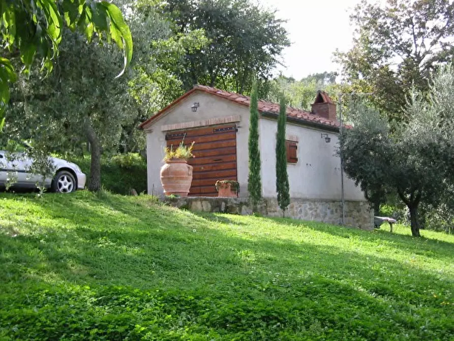 Immagine 9 di Rustico / casale in vendita  a Passignano Sul Trasimeno