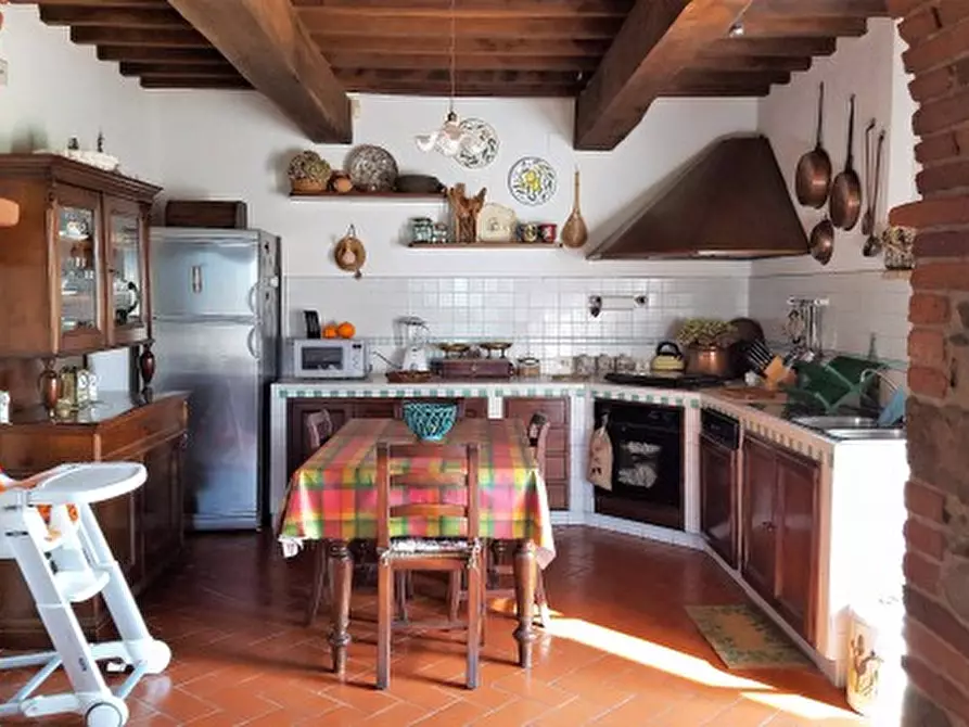 Immagine 12 di Rustico / casale in vendita  a Passignano Sul Trasimeno