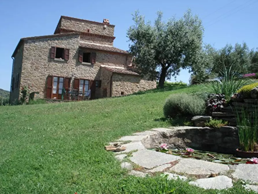 Immagine 19 di Rustico / casale in vendita  a Passignano Sul Trasimeno