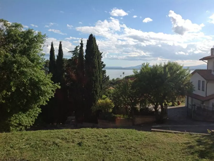 Immagine 2 di Terreno in vendita  in Via Piergiovanni Buattini a Passignano Sul Trasimeno