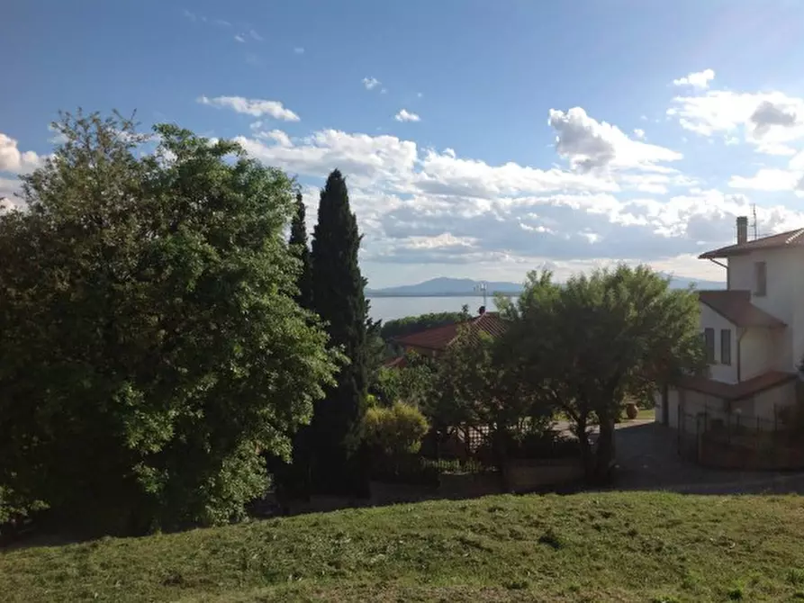 Immagine 9 di Terreno in vendita  in Via Piergiovanni Buattini a Passignano Sul Trasimeno