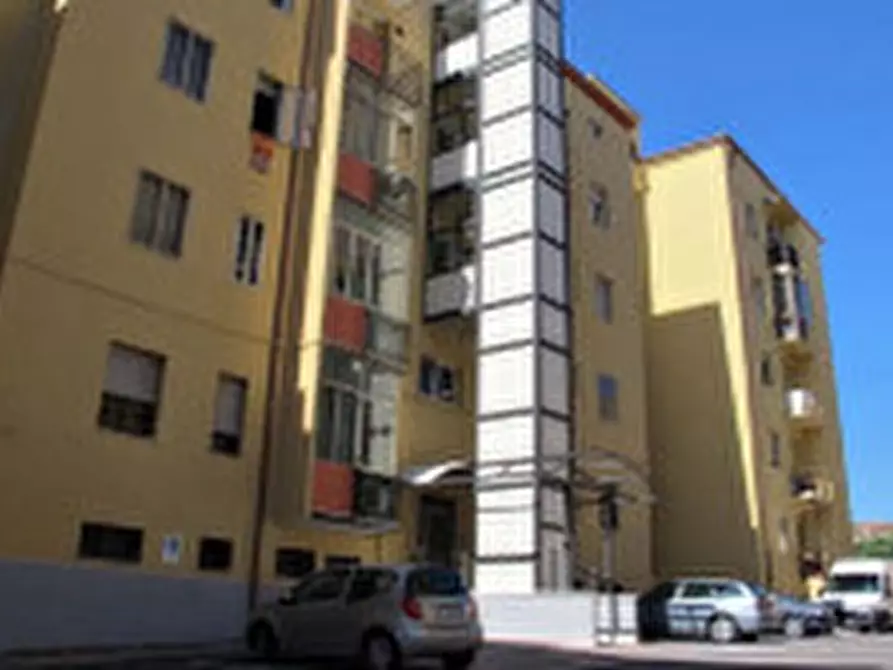 Immagine 2 di Magazzino in vendita  in via del minatore 5/f a Verona