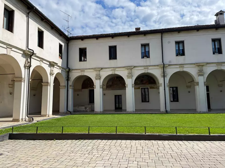 Immagine 7 di Ufficio in vendita  in Contrà Santa Caterina 29 a Vicenza