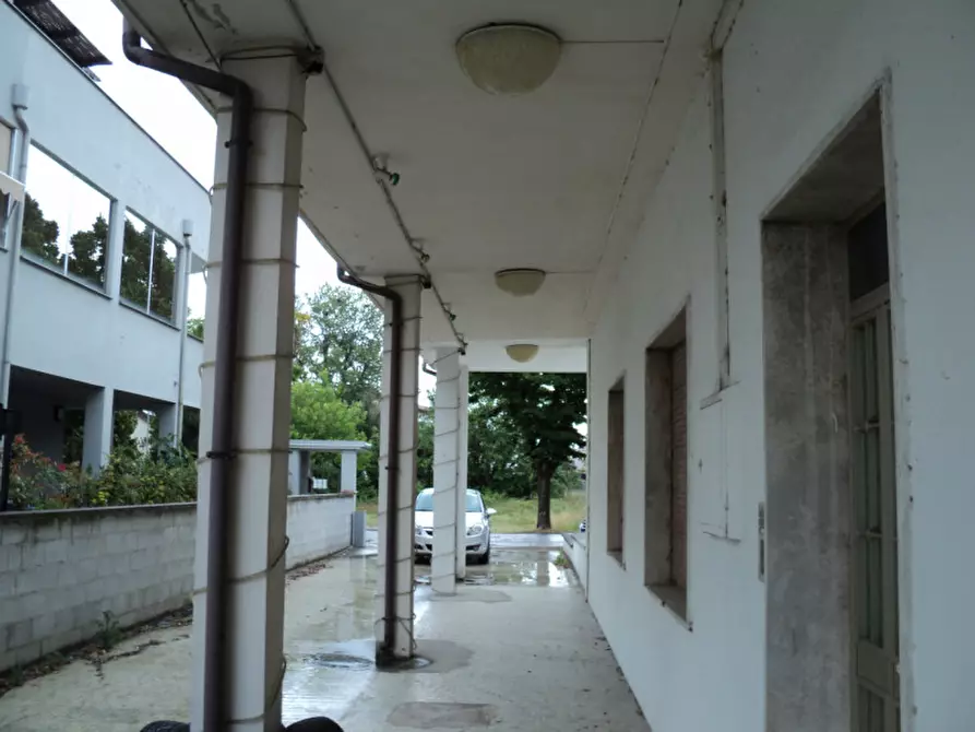 Immagine 19 di Attività commerciale in vendita  in VIA FONTANA 10 a Comacchio