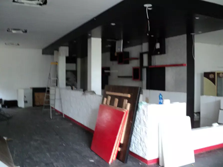 Immagine 29 di Attività commerciale in vendita  in VIA FONTANA 10 a Comacchio