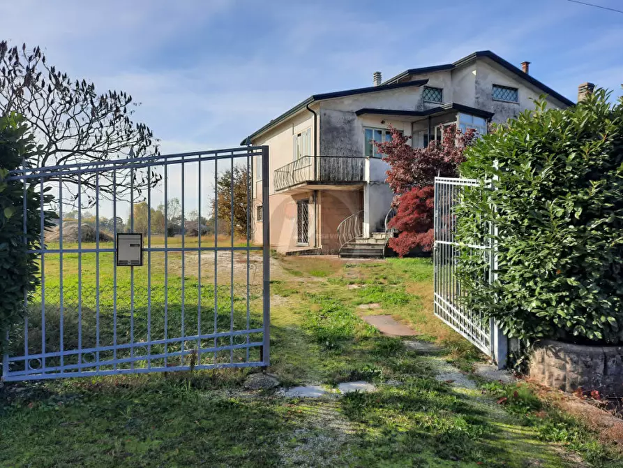 Immagine 1 di Casa indipendente in vendita  a Cervarese Santa Croce