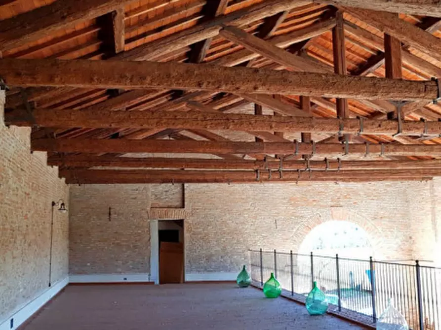 Immagine 16 di Rustico / casale in vendita  in Via nicolosi a Vicenza