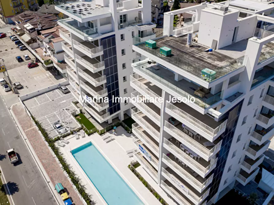 Immagine 2 di Appartamento in vendita  in via pindemonte a Jesolo