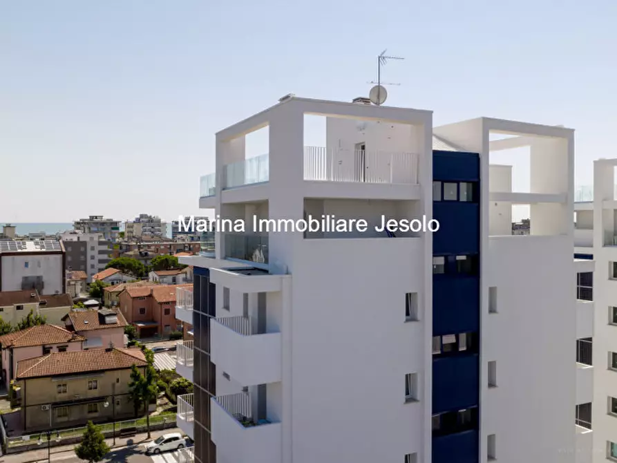 Immagine 10 di Appartamento in vendita  in via pindemonte a Jesolo