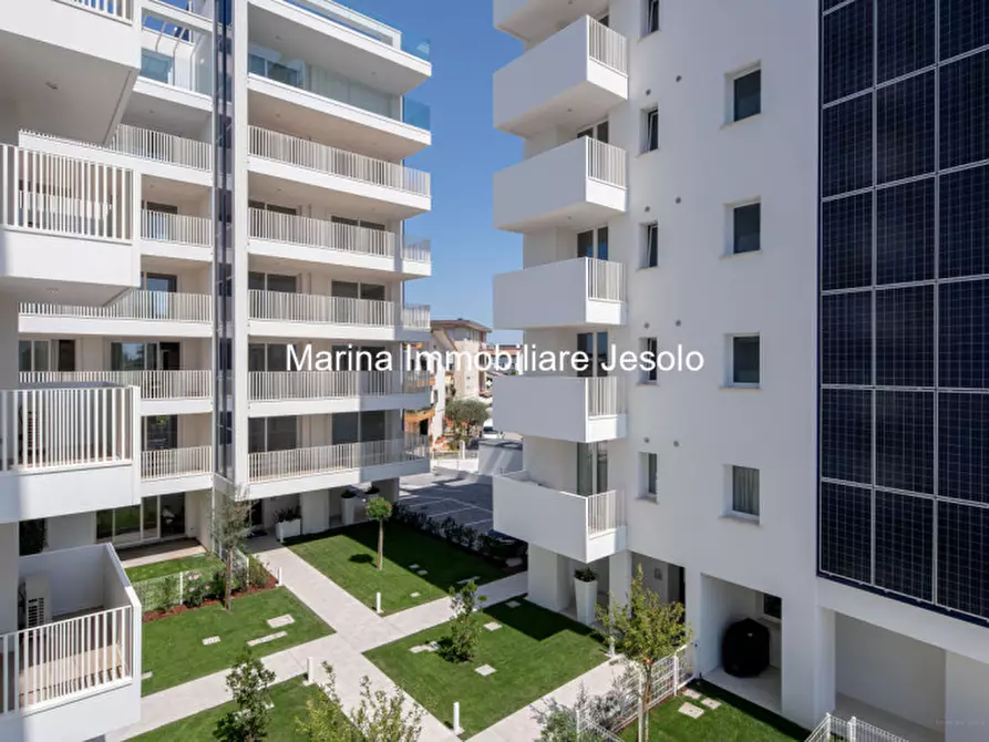 Immagine 12 di Appartamento in vendita  in via pindemonte a Jesolo