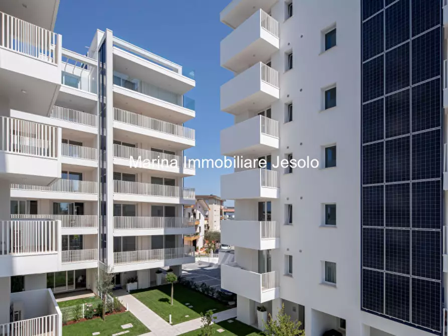 Immagine 13 di Appartamento in vendita  in via pindemonte a Jesolo