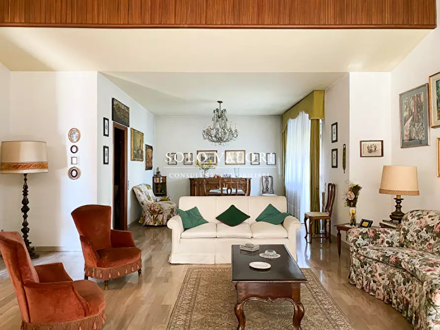Immagine 1 di Casa indipendente in vendita  in Via Bernucci a Bassano Del Grappa
