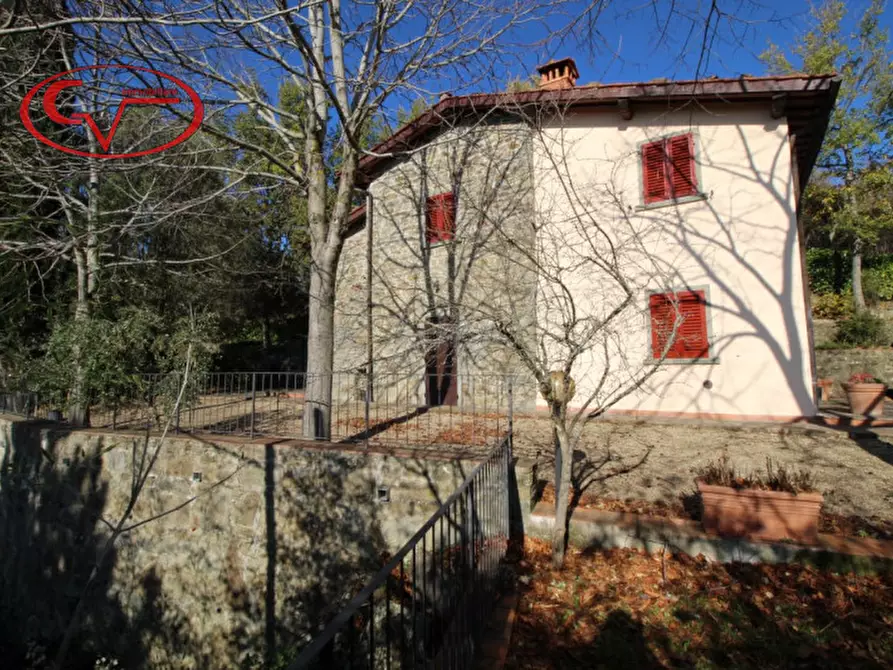 Immagine 2 di Villa in vendita  in Modine a Loro Ciuffenna