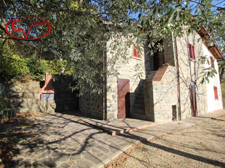 Immagine 3 di Villa in vendita  in Modine a Loro Ciuffenna