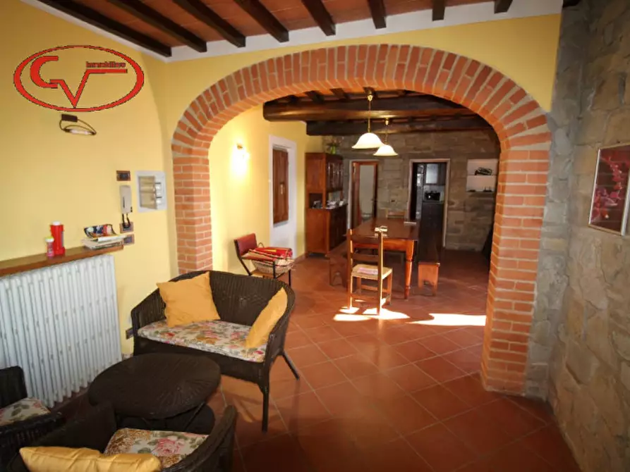 Immagine 4 di Villa in vendita  in Modine a Loro Ciuffenna