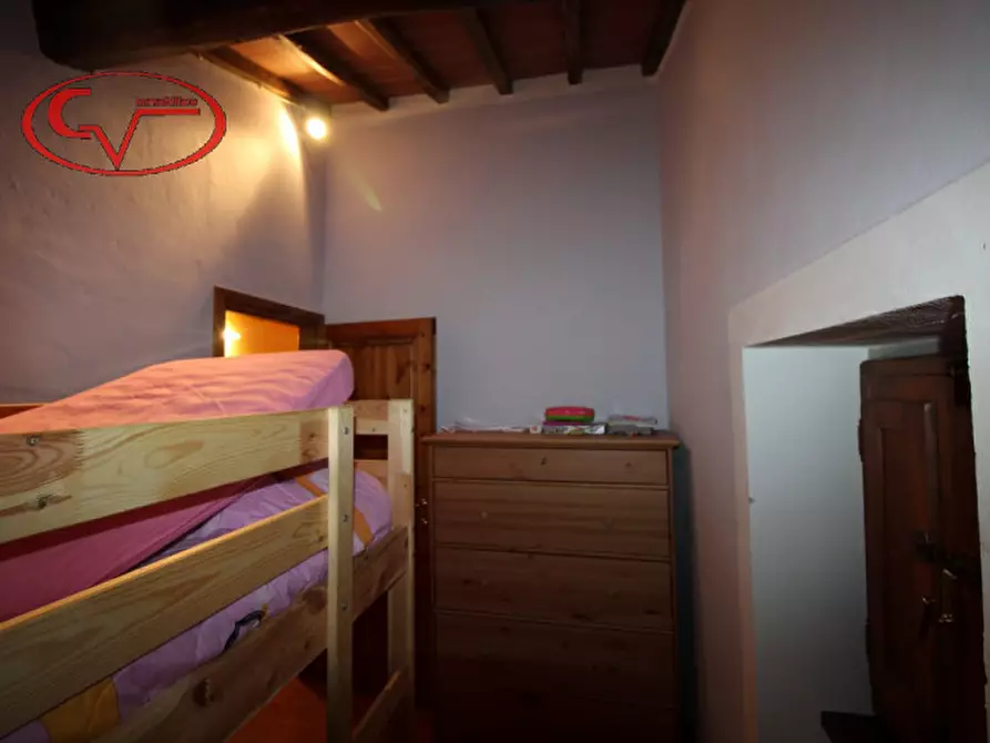 Immagine 13 di Villa in vendita  in Modine a Loro Ciuffenna