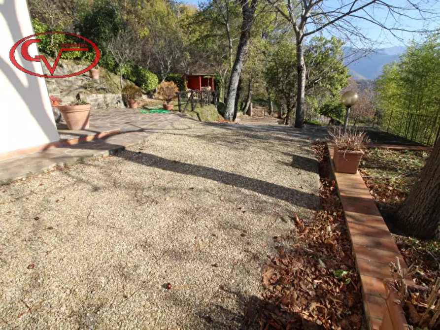 Immagine 19 di Villa in vendita  in Modine a Loro Ciuffenna