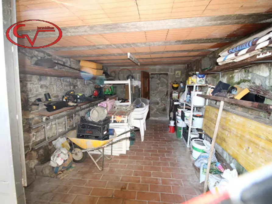Immagine 23 di Villa in vendita  in Modine a Loro Ciuffenna