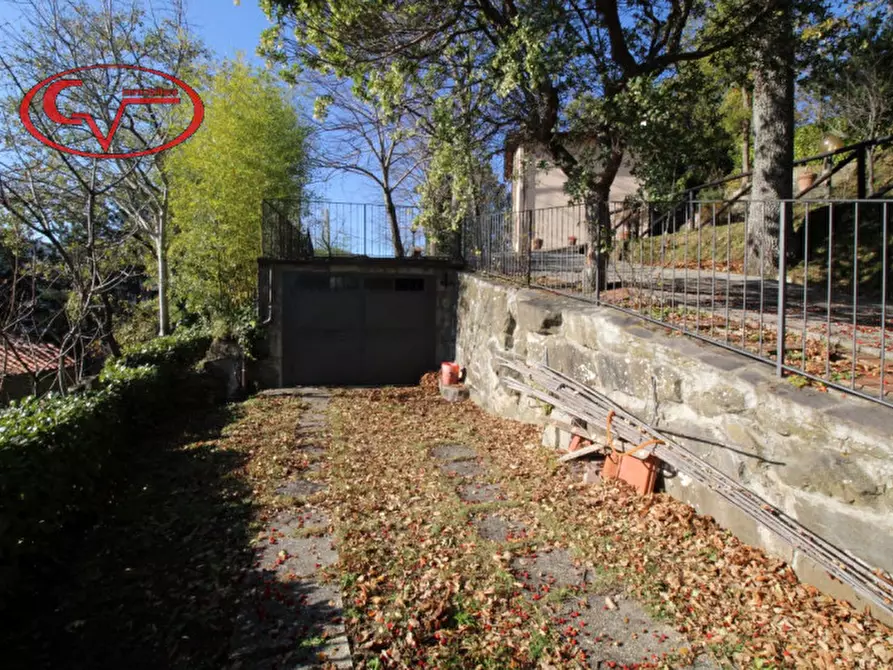 Immagine 24 di Villa in vendita  in Modine a Loro Ciuffenna