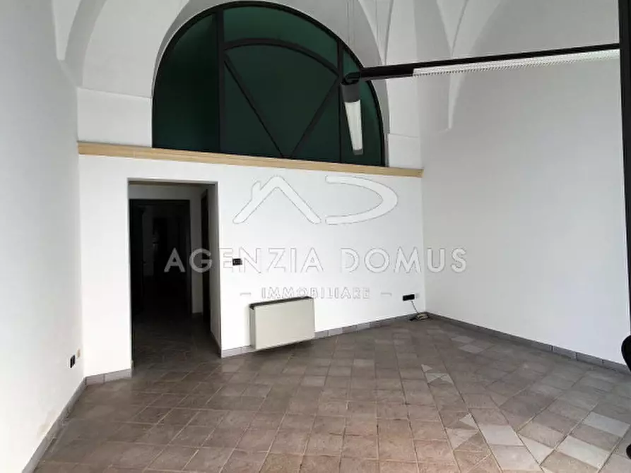 Immagine 6 di Ufficio in vendita  in via principe di napoli a Racale