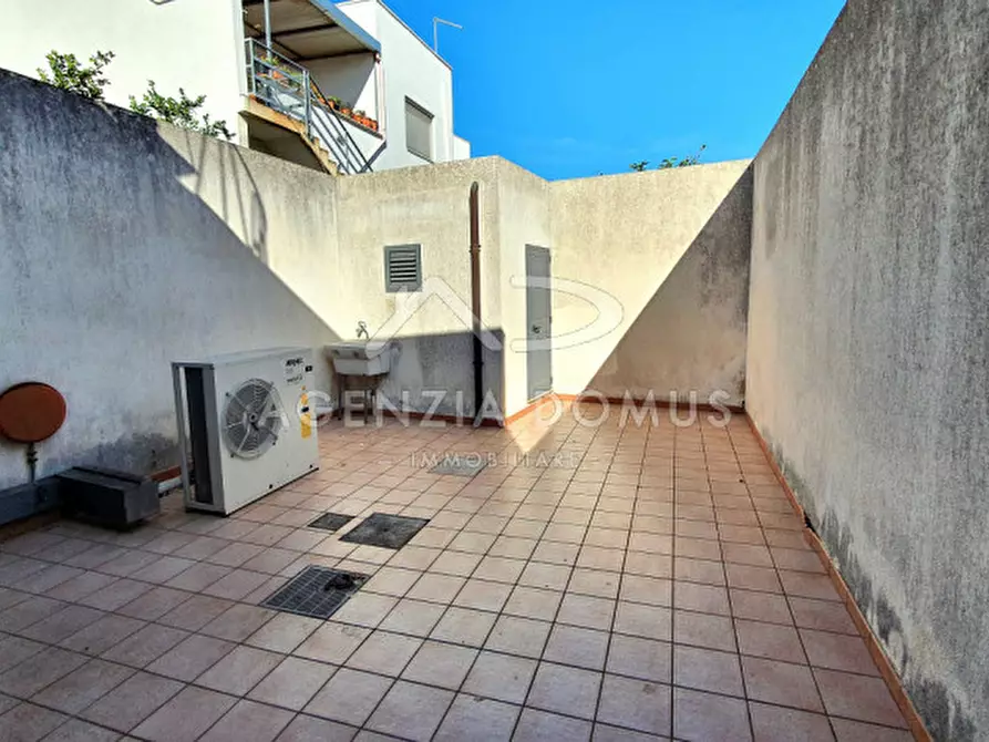 Immagine 16 di Ufficio in vendita  in via principe di napoli a Racale