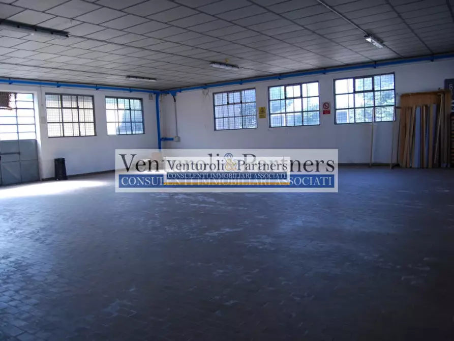 Immagine 9 di Capannone industriale in vendita  in via statale a Calcinato