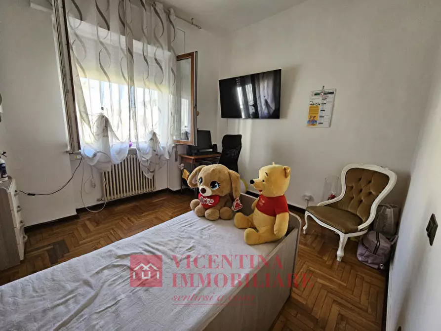 Immagine 13 di Appartamento in vendita  in Via Ragazzi del '99 a Vicenza