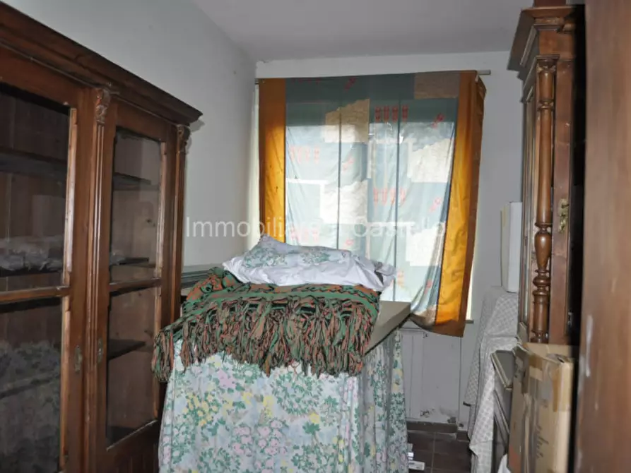 Immagine 17 di Attività commerciale in vendita  a Castiglione Del Lago