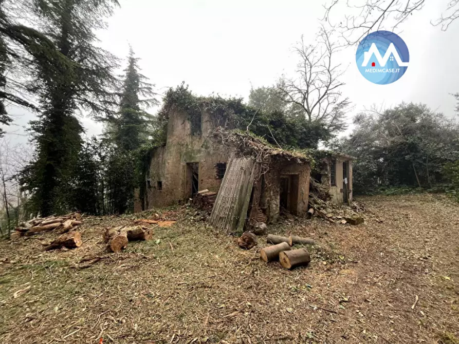 Immagine 3 di Rustico / casale in vendita  in Via Angelo Custode a Pesaro