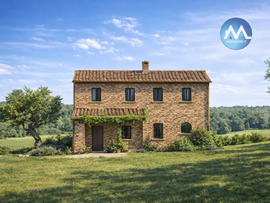 Immagine 4 di Rustico / casale in vendita  in Via Angelo Custode a Pesaro