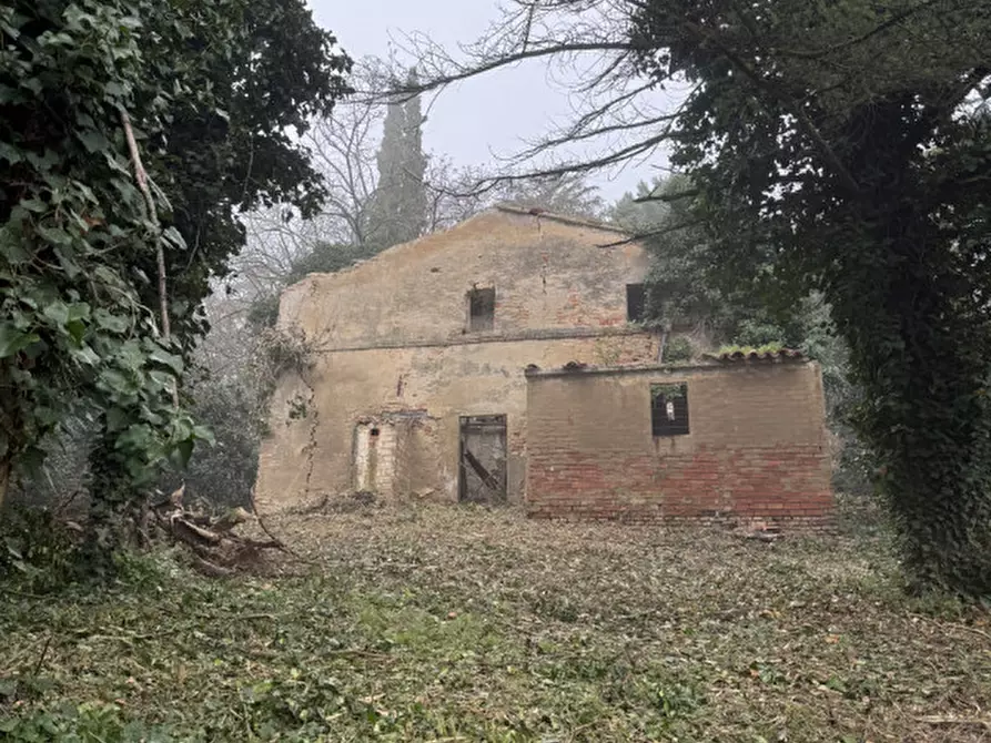 Immagine 5 di Rustico / casale in vendita  in Via Angelo Custode a Pesaro