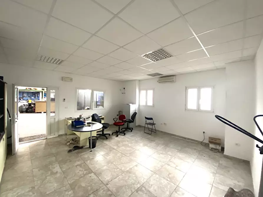 Immagine 4 di Capannone industriale in vendita  in VIA PIANA a Bertinoro