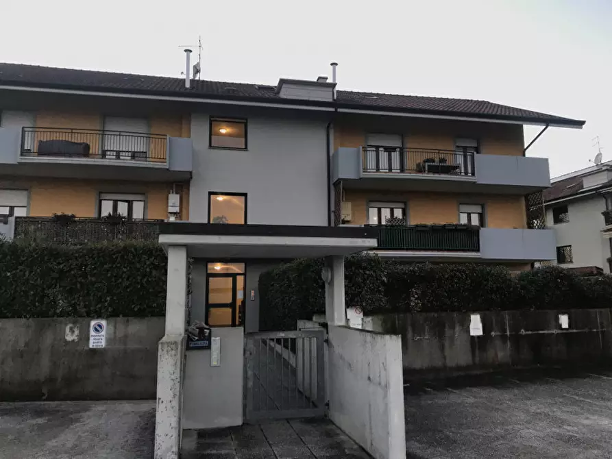 Immagine 1 di Appartamento in vendita  in Via Monte Cimone a Udine